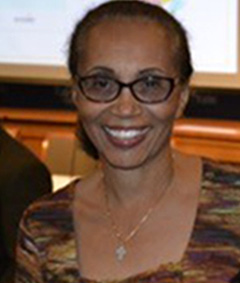 Dr Maxine Nunez